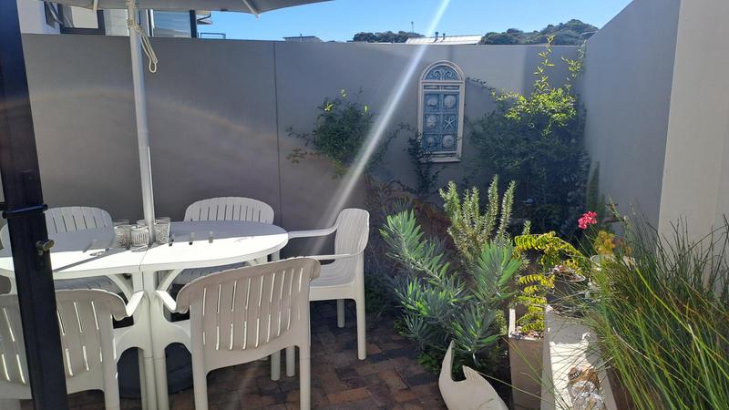 2 Bedroom Property for Sale in Stilbaai East Western Cape